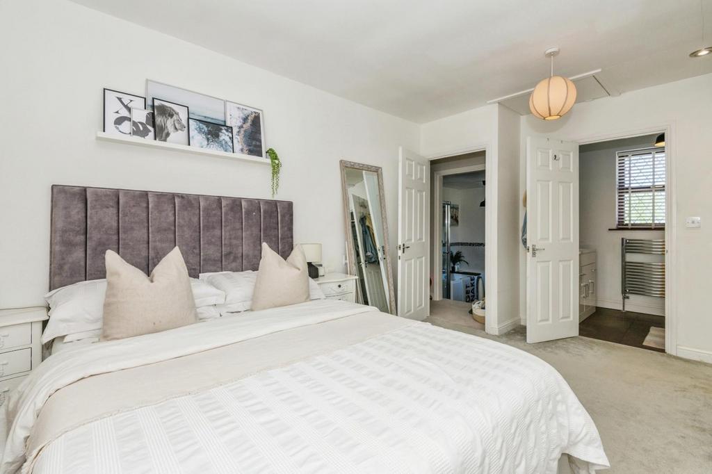 Main bedroom
