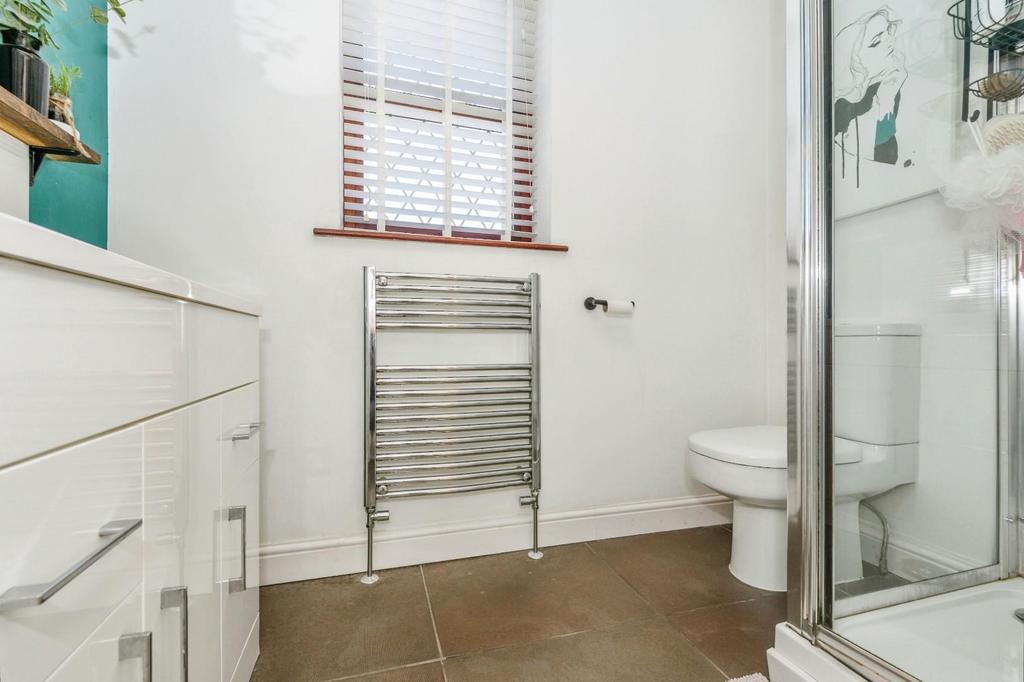 Ensuite