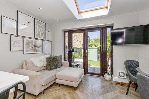 9 Back Lane, Leeds, LS12 5HN