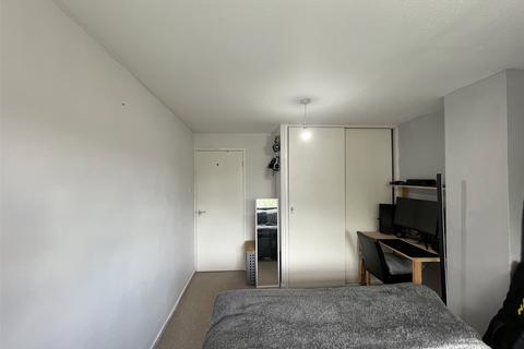 2 bedroom end of terrace house to rent, Torridge Road, Chivenor, Barnstaple, Devon, EX31