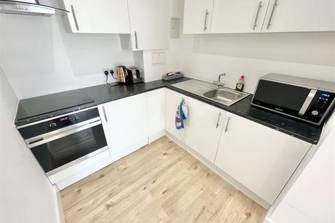 1 bedroom apartment to rent, Midland Apartments, Midland Road, Luton
