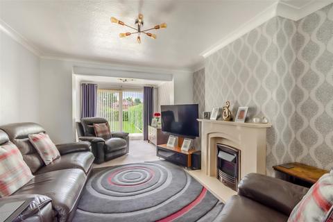 3 bedroom semi-detached house for sale, Marples Avenue, Mansfield Woodhouse