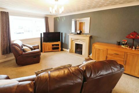 3 bedroom detached house for sale, Grange Close, Brierley, Barnsley