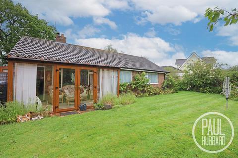 3 bedroom detached bungalow for sale, Borrow Road, Oulton Broad, NR32