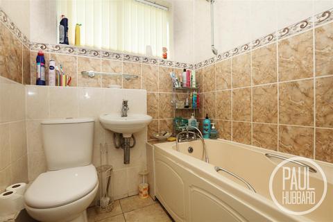 7 Borrow Road, Lowestoft, NR32 3PN
