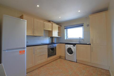 2 bedroom apartment for sale, Channel Close, Heston TW5