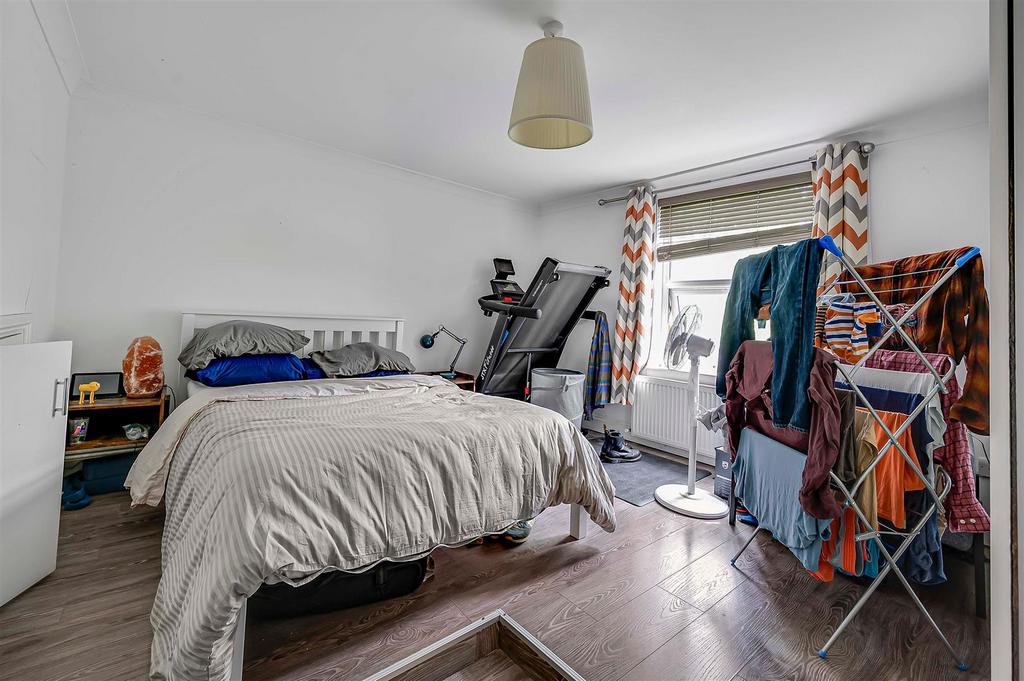 Davies Davies Flat B 107 Upper Tollington Park 0