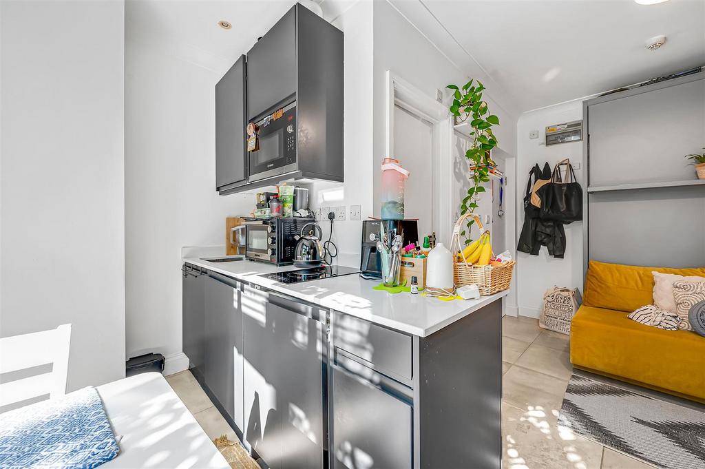 Davies Davies Flat A 107 Upper Tollington Park 0