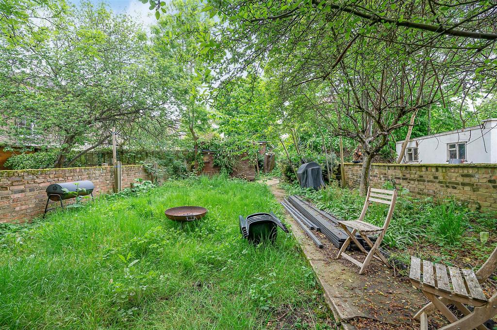 Davies Davies Flat B 107 Upper Tollington Park 0