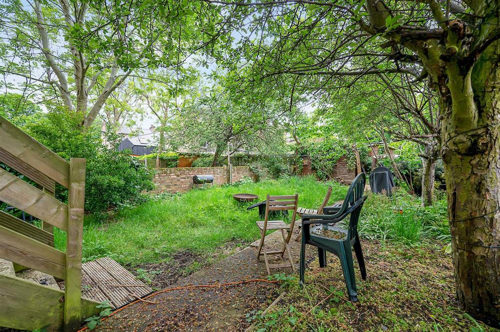 Davies Davies Flat B 107 Upper Tollington Park 0