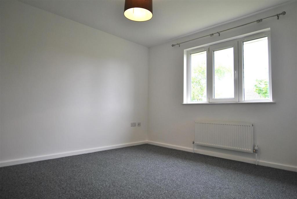 Tracy Close, Hengrove, Bristol 3 bed house to rent £1,600 pcm (£369 pw)