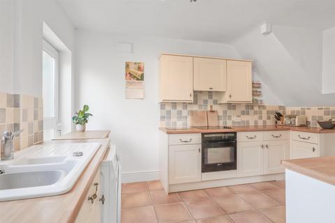 55 Guy Road, Kenilworth, CV8 1FY