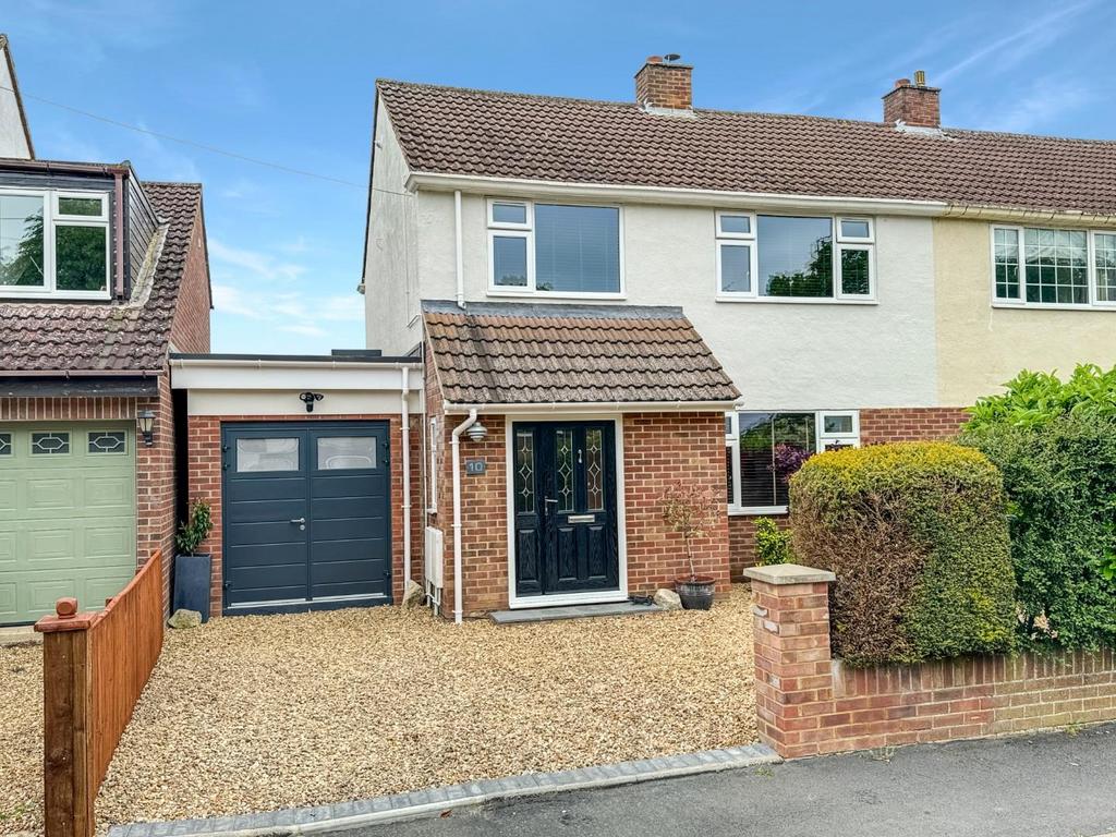 Harding Way, Histon, Cambridge 3 bed semidetached house for sale £