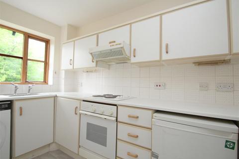 2 bedroom retirement property for sale, Orchard Walk, Watlington