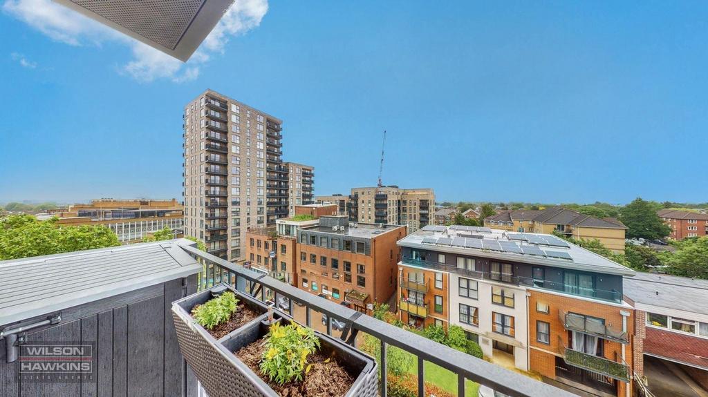 65 Masters Court, Lyon Road - P3t4hqz69qq Y2 Ntpz Mkb
