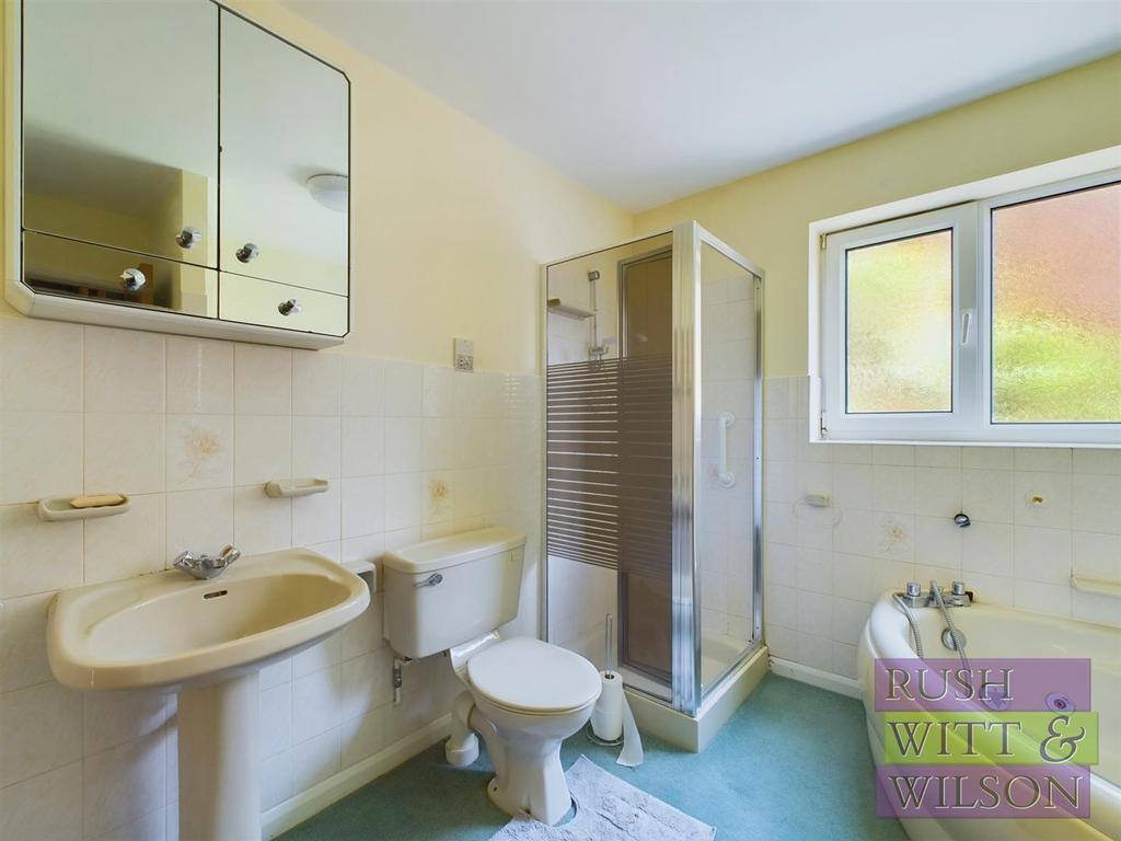 Main Bathroom