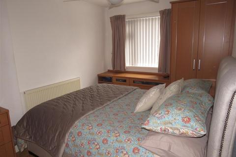 3 bedroom semi-detached house to rent, Newby Grove, Birmingham B37