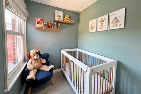 10 Hare Lane, Godalming, GU7 3EE