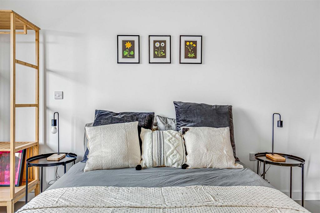 KFH-35 Florence Avenue-17.jpg