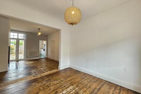 17 Weldon Road, Altrincham, WA14 4EJ