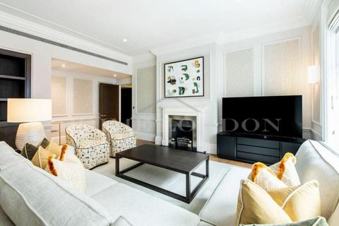 3 bedroom apartment to rent, 65 Duke Street, London W1K