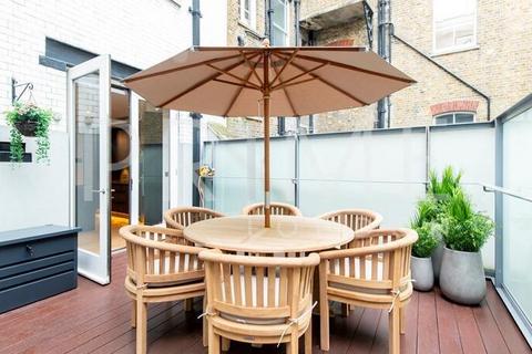 3 bedroom apartment to rent, 65 Duke Street, London W1K