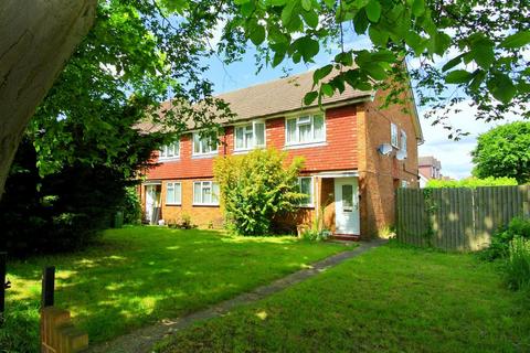 2 bedroom maisonette for sale, Feltham Hill Road, Ashford TW15