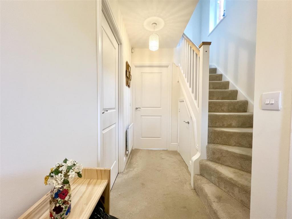 Bill Thomas Way, Rowley Regis 3 bed semidetached house for sale £295,000
