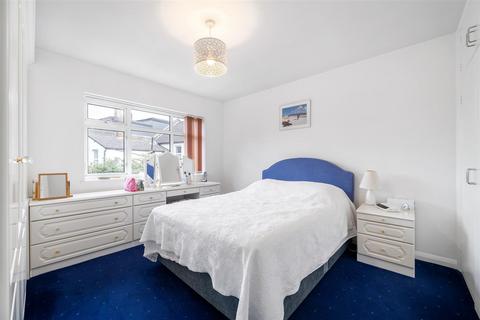 3 bedroom end of terrace house for sale, Parish Lane, Penge, SE20