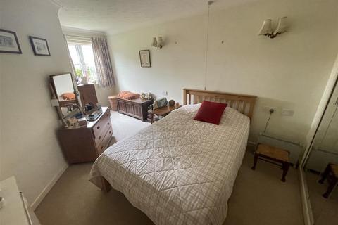 1 bedroom ground floor flat for sale, Castle Street, Salisbury SP1