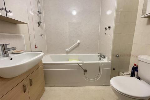 undefined, Archers Court, Salisbury SP1
