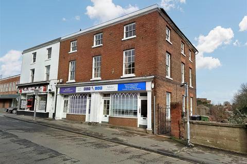 2 bedroom apartment to rent, High Street, Stourport-on-Severn