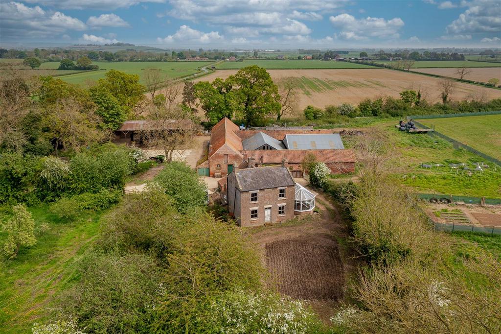 Normanby, York YO62 3 bed house for sale £495,000