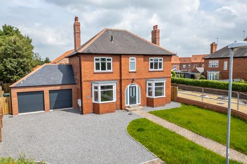 4 bedroom detached house for sale, Station Road, Riccall, York