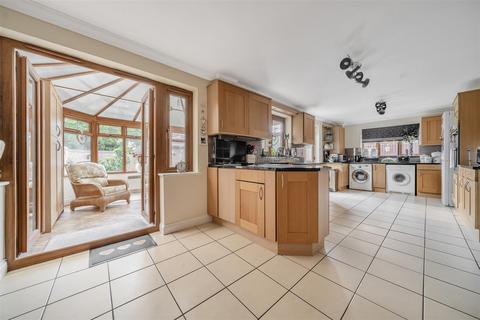 4 bedroom detached house for sale, Ramsgate Road, Broadstairs