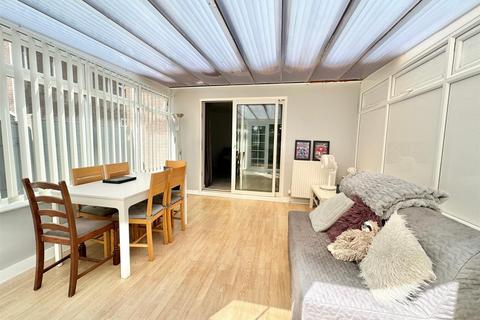 3 bedroom house for sale, Redshank Close, Poole BH17