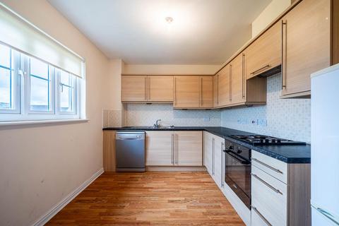 2 bedroom flat to rent, Cairnwell Gardens, Motherwell