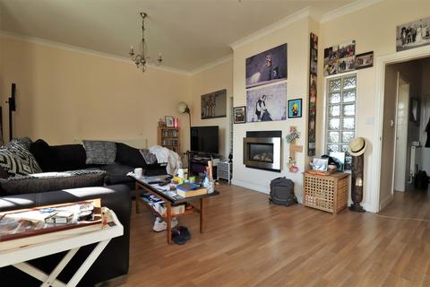 3 bedroom flat for sale, Edleston Road, Crewe