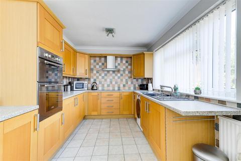 3 bedroom semi-detached house for sale, Springfield Road, Redhill NG5