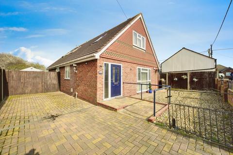3 bedroom detached house for sale, Warden View Gardens, Leysdown-On-Sea, Sheerness