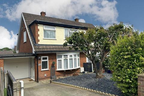 3 bedroom semi-detached house for sale, Maes Y Plwm, Holywell