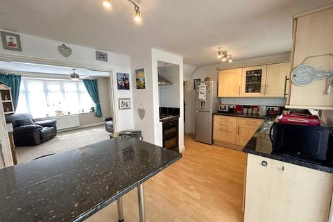 3 bedroom semi-detached house for sale, Maes Y Plwm, Holywell