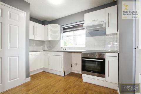 1 bedroom apartment to rent, Hillwood Grove, Wickford