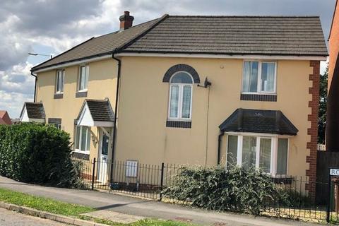 3 bedroom house to rent, Belvoir Close - Corby