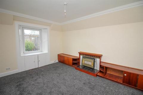 2 bedroom flat to rent, Mansfield Square, Hawick
