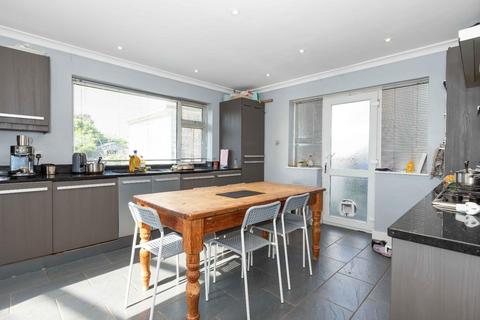 7 Havenside, Shoreham-by-sea, BN43 5LN
