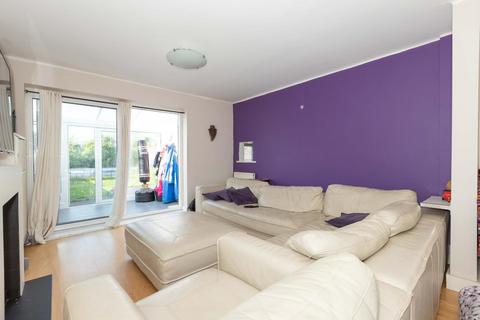7 Havenside, Shoreham-by-sea, BN43 5LN