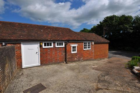 1 bedroom semi-detached bungalow to rent, Windmill Hill, Hailsham