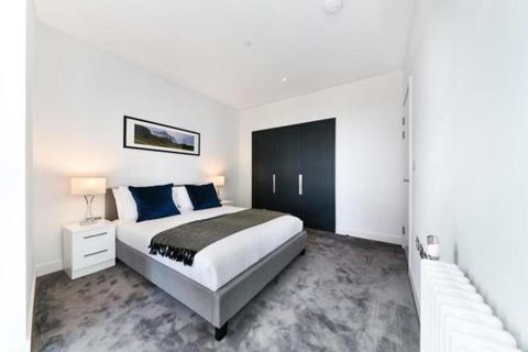 1 bedroom flat to rent, City Island, London E14
