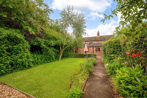 3 bedroom detached house for sale, Carlton Road, Bassingham, Lincoln